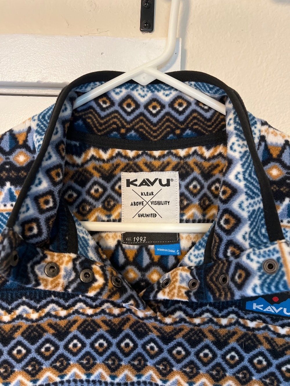 KAVU Patterned Fleece - Picture 3 of 4